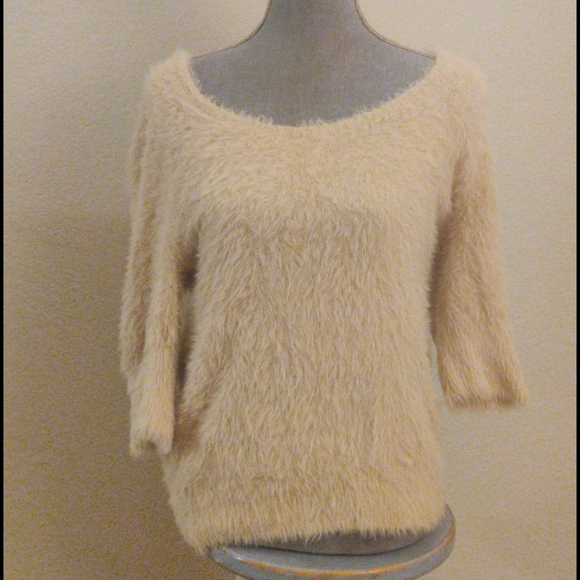 Soft, fuzzy, 3/4 sleeve sweater - Picture 1 of 4